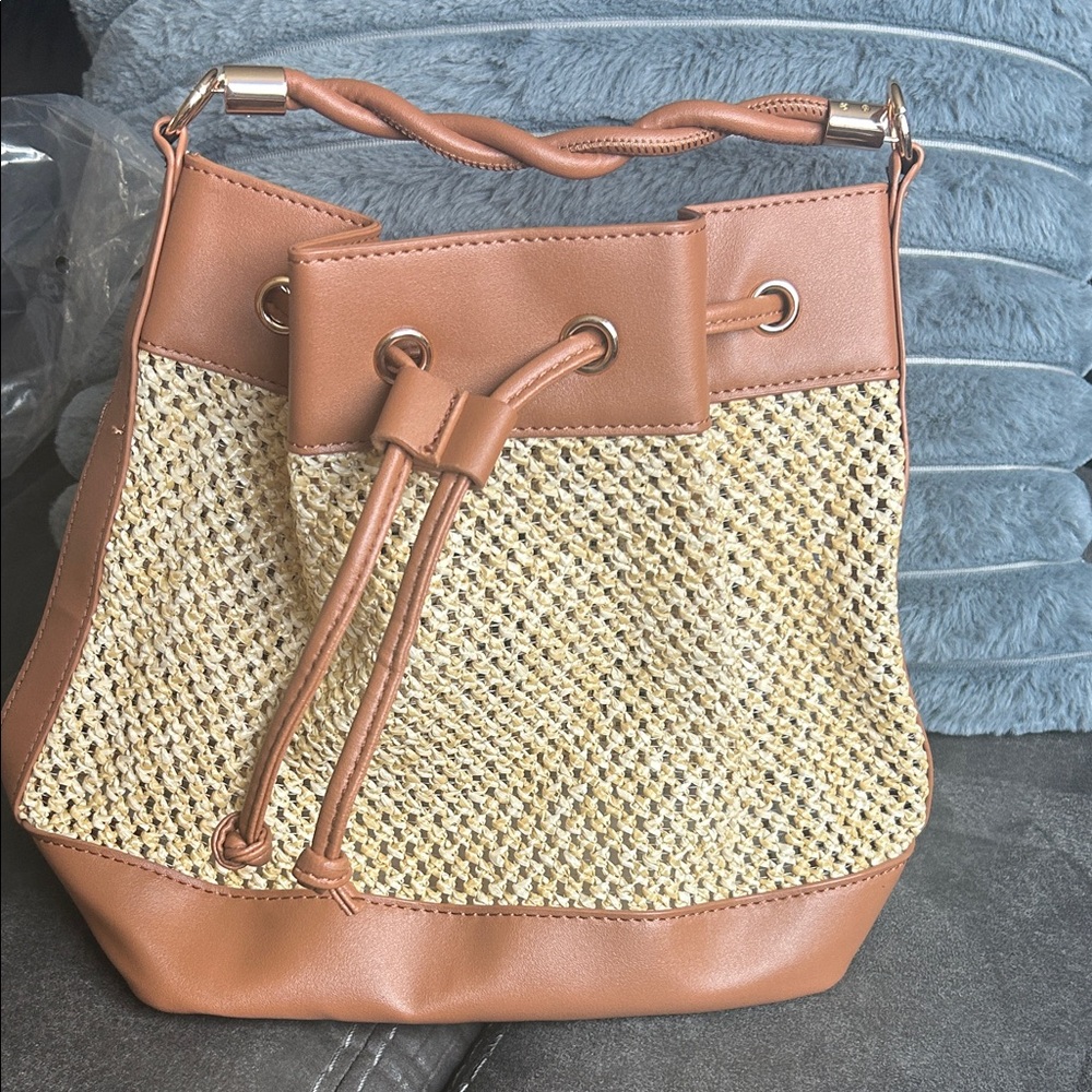Woven Drawstring Bucket Bag in Tan